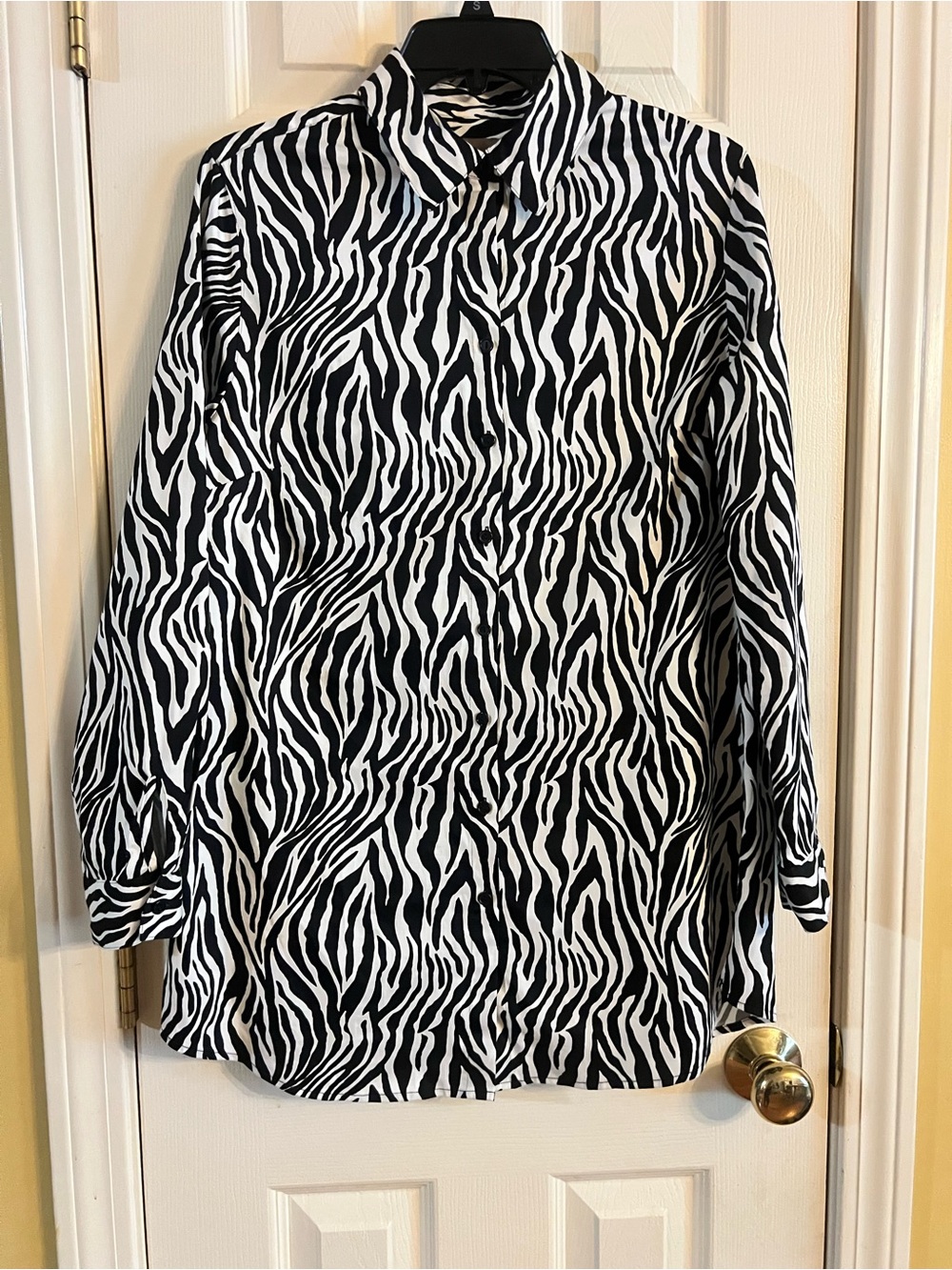 Chico's Black & White Zebra Print Button-Down Shirt